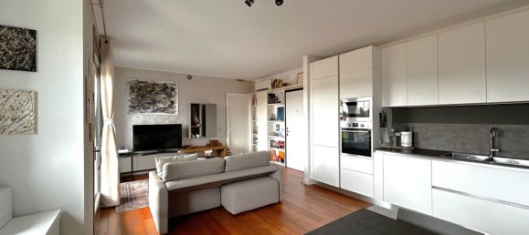 3 rooms Apartment in Seveso, Italy No. 303443 9