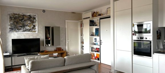3 rooms Apartment in Seveso, Italy No. 303443 8