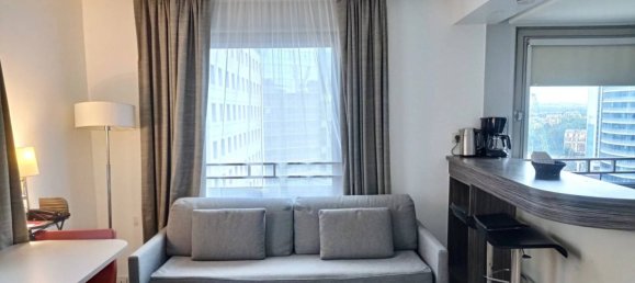 1 غرف نوم شقة في Puteaux, France رقم 180835 3