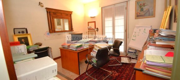 4 rooms Apartment in Brescia, Italy No. 87013 9
