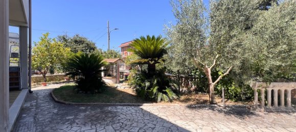 7-salle Villa à Nettuno, Italy No. 288539 4