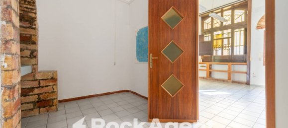 1 chambre Appartement à Naples, Italy No. 304620 8