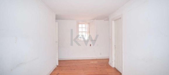 3 bedrooms Apartment in Lisbon, Portugal No. 80676 7