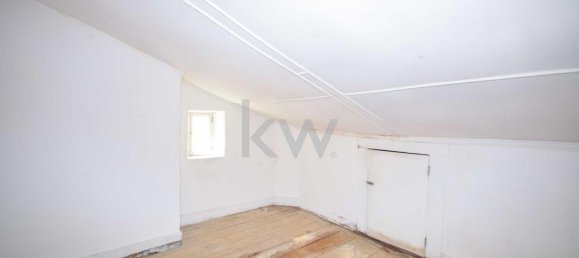 3 bedrooms Apartment in Lisbon, Portugal No. 80676 10