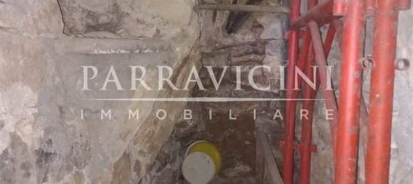 Casa de 9 habitaciónes en Albavilla, Italy No. 14018 26