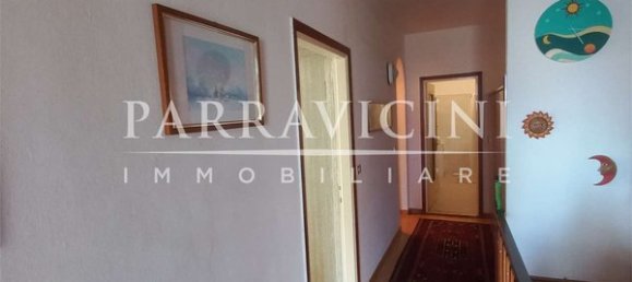 Casa de 9 habitaciónes en Albavilla, Italy No. 14018 29