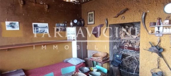 Casa de 9 habitaciónes en Albavilla, Italy No. 14018 32