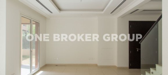 3 bedrooms Villa in Al Barsha, UAE No. 1145 7