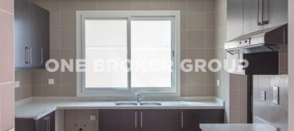 3 bedrooms Villa in Al Barsha, UAE No. 1145 9