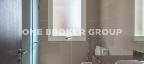 3 bedrooms Villa in Al Barsha, UAE No. 1145 18