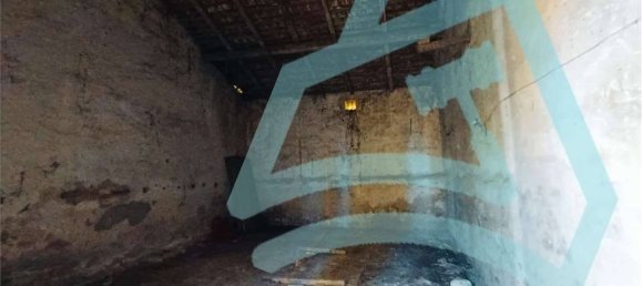 112m² Warehouse in Pietrelcina, Italy No. 302100 11