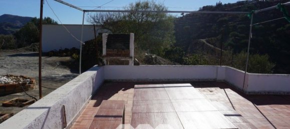 3 bedrooms House in Vinuela, Spain No. 128500 5