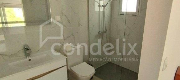 3 bedrooms House in Calheta, Portugal No. 128845 11