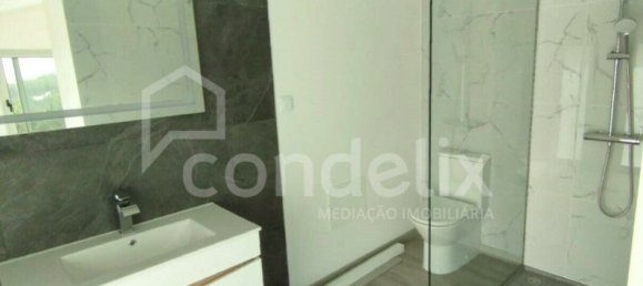 3 bedrooms House in Calheta, Portugal No. 128845 9