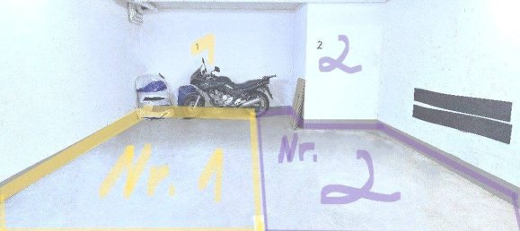  موقف سيارات في Monchengladbach, Germany رقم 305119 5