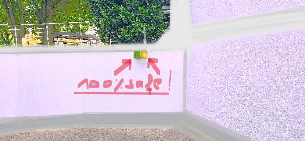  موقف سيارات في Monchengladbach, Germany رقم 305119