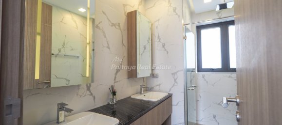 Дом с 4 спальнями в Паттайя, Таиланд № 8211 11