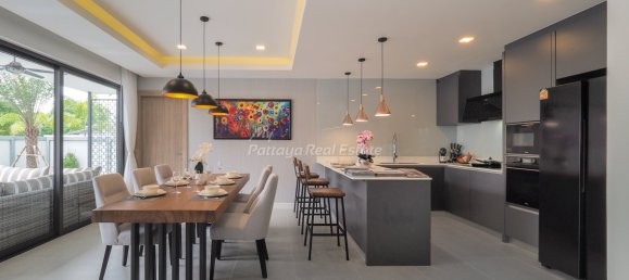 Дом с 4 спальнями в Паттайя, Таиланд № 8211 3