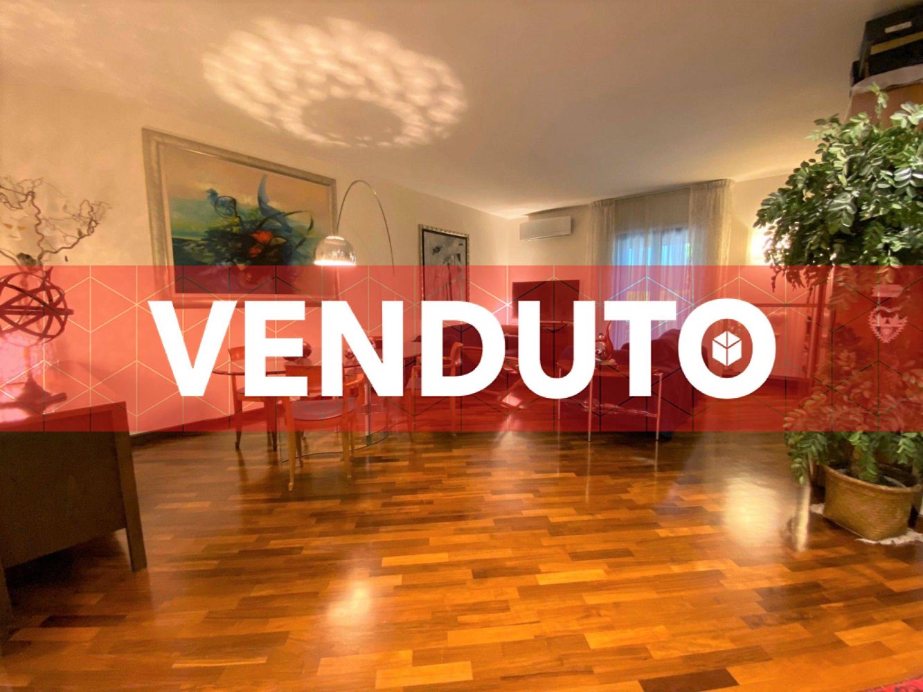 Apartamento de 3 divisões em Bari, Italy N.º 24770