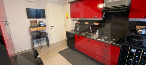 Apartamento de 3 divisões em Bari, Italy N.º 24770 7