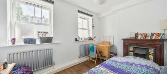 2 bedrooms Apartment in London, United Kingdom No. 7594 11