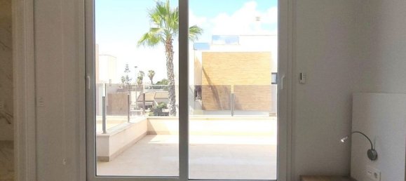 3 bedrooms Villa in Torrevieja, Spain No. 183513 15
