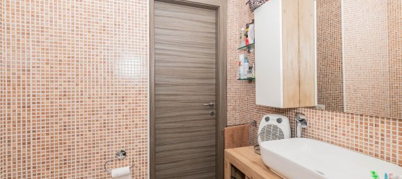 4 bedrooms Apartment in Peschiera Borromeo, Italy No. 360721 9