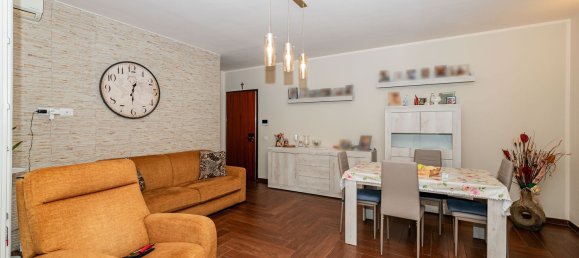 4 bedrooms Apartment in Peschiera Borromeo, Italy No. 360721 6