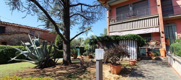 4 bedrooms Villa in Altopascio, Italy No. 362061 2