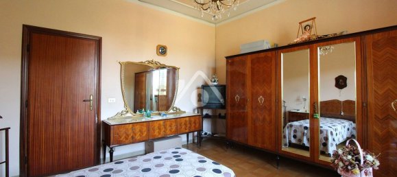 4 bedrooms Villa in Altopascio, Italy No. 362061 7