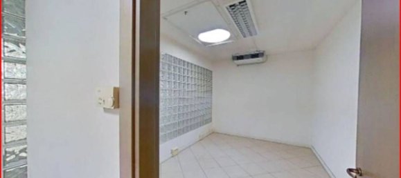 86m² Office in Ravenna, Italy No. 376873 7