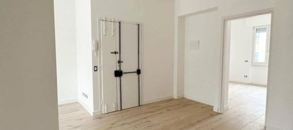 Apartamento de 2 dormitorios en Florence, Italy No. 265777 15