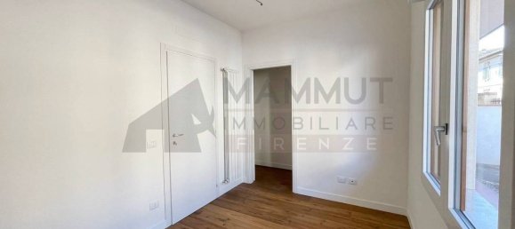 Apartamento de 2 dormitorios en Florence, Italy No. 265777 17