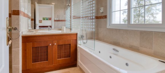 4 bedrooms Townhouse in Alhaurin de la Torre, Spain No. 141000 23