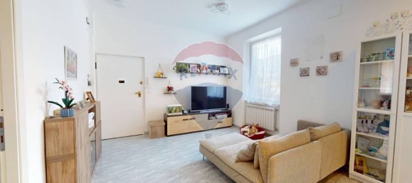 2 Schlafzimmer Wohnung in Genoa, Italy, Nr. 266602 13
