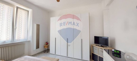 2 Schlafzimmer Wohnung in Genoa, Italy, Nr. 266602 24