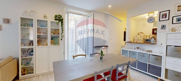 2 Schlafzimmer Wohnung in Genoa, Italy, Nr. 266602 14