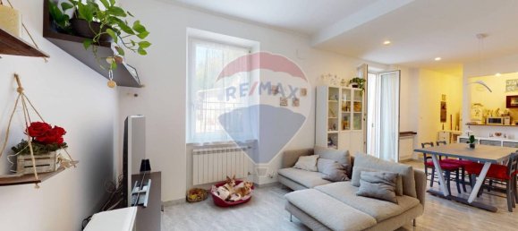 2 Schlafzimmer Wohnung in Genoa, Italy, Nr. 266602 9