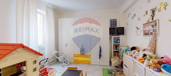 2 Schlafzimmer Wohnung in Genoa, Italy, Nr. 266602 35