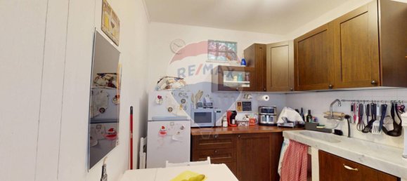 2 Schlafzimmer Wohnung in Genoa, Italy, Nr. 266602 17