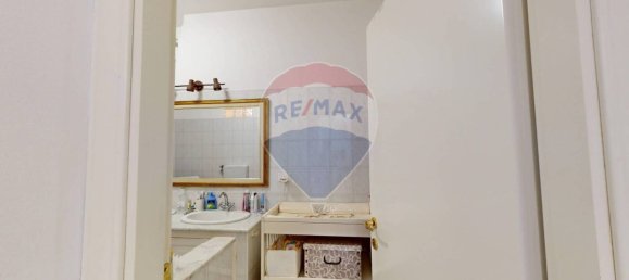 2 Schlafzimmer Wohnung in Genoa, Italy, Nr. 266602 42