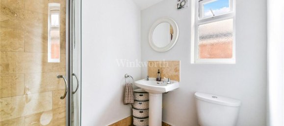 5 bedrooms House in Beckenham, United Kingdom No. 3469 18