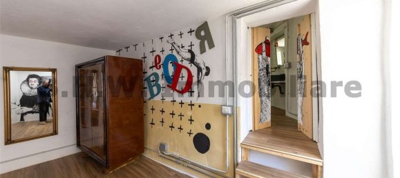 10 rooms House in Cittiglio, Italy No. 71096 24