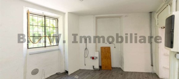 10 rooms House in Cittiglio, Italy No. 71096 18
