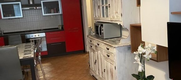 2 rooms Apartment in Carrara, Italy No. 31118 4