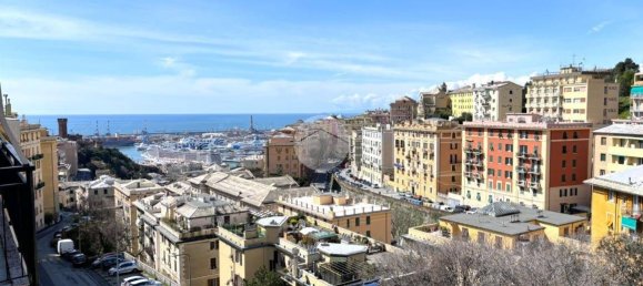 3 bedrooms Apartment in Genoa, Italy No. 36252 6