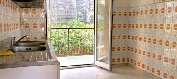 3 bedrooms Apartment in Genoa, Italy No. 36252 8