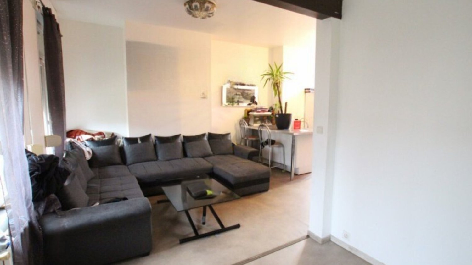 Edifício T5 em Saint-Omer, France N.º 88304