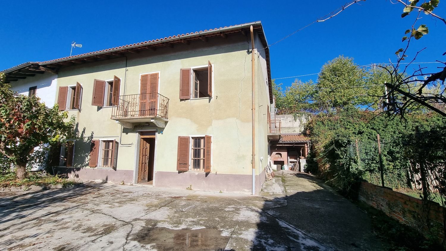 8 bedrooms House in Mombercelli, Italy No. 341155