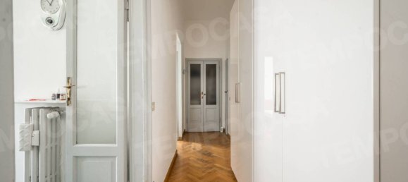 1 bedroom Apartment in Milan, Italy No. 331049 4